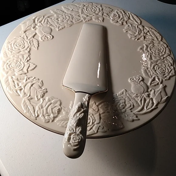 Royal Limited Gold Rose Footed Cake Plate & Server Porcelain - Picture 7 of 10